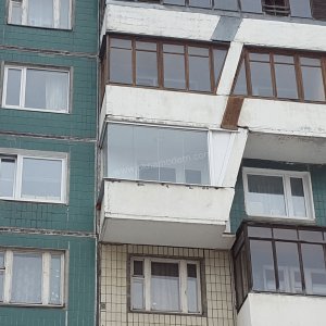 Безрамное остекление балкона